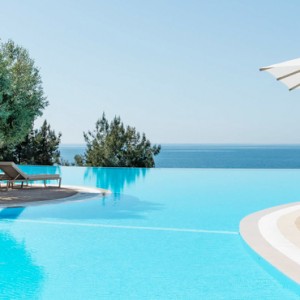 pool- Ikos Oceania Halkidiki - Luxury Greece Holiday Packages