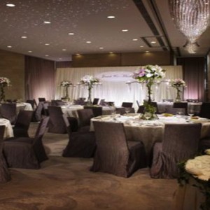 Hong Kong Honeymoon Packages Harbour Grand Hong Kong Wedding3