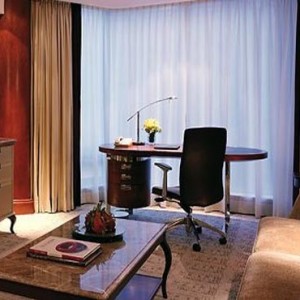 Hong Kong Honeymoon Packages Kowloon Shangri La Executive Suite