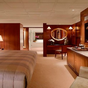 Hong Kong Honeymoon Packages Mandarin Oriental Hong Kong Howarth Suite1