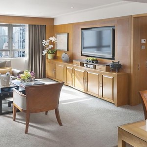 Hong Kong Honeymoon Packages Mandarin Oriental Hong Kong Junior Suite1