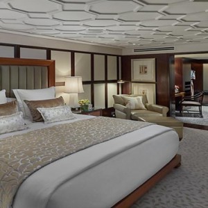 Hong Kong Honeymoon Packages Mandarin Oriental Hong Kong Macau Suite1