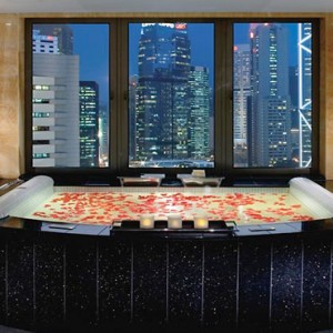 Hong Kong Honeymoon Packages Mandarin Oriental Hong Kong Mandarin Suite1