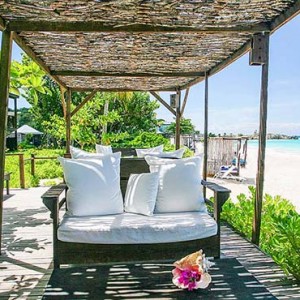 Keyonna Beach - Luxury Antigua Honeymoon Packages - Public Lounge just steps away from the Beach