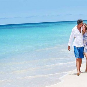 Keyonna Beach - Luxury Antigua Honeymoon Packages - Romantic beach stroll