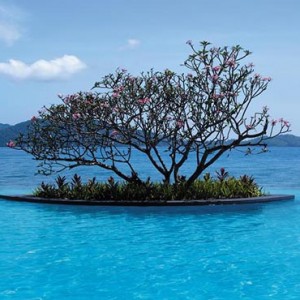 Malaysia Honeymoon Packages Shangri La Tanjung Aru Resort And Spa Infinity Pool1