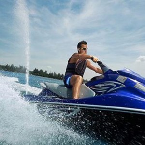 Malaysia Honeymoon Packages Shangri La Tanjung Aru Resort And Spa Jet Skiing