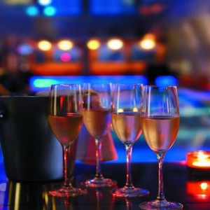 Malaysia Honeymoon Packages Traders Kuala Lumpur Cocktails At Bar
