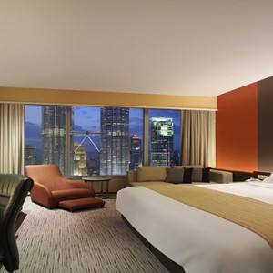 Malaysia Honeymoon Packages Traders Kuala Lumpur Deluxe Twin Towers View Room