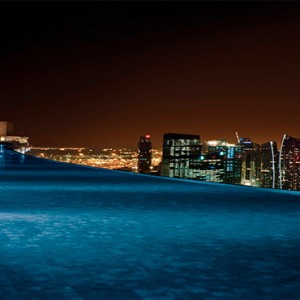 Marina Bay Sands - Luxury Singapore Honeymoon Packages - infinity rooftop pool at night