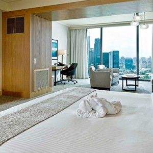 Marina Bay Sands - Luxury Singapore Honeymoon Packages - Club room1