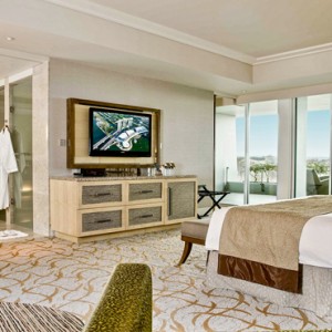 Marina Bay Sands - Luxury Singapore Honeymoon Packages - Grand Club room
