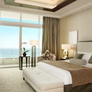 Marina Bay Sands - Luxury Singapore Honeymoon Packages - Marina Suite