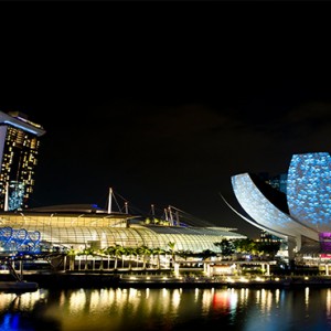 Marina Bay Sands - Luxury Singapore Honeymoon Packages - Marina bay at night