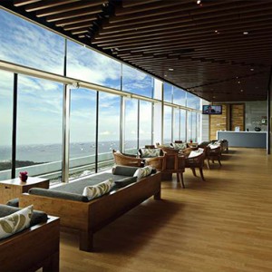 Marina Bay Sands - Luxury Singapore Honeymoon Packages - Relaxation deck