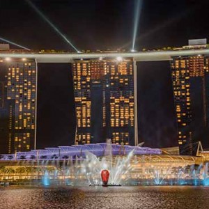 Marina Bay Sands - Luxury Singapore Honeymoon Packages - Spectra light show