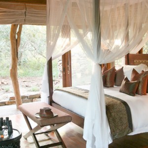 Pumba Private Game reserve - Luxury South Africa Honeymoon Packages - Bush Lodge Msenge Chalets interior