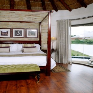 Pumba Private Game reserve - Luxury South Africa Honeymoon Packages - Water Lodge interior1