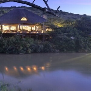 Shamwari Game Reserve - Luxury South Africa Honeymoon Packages - Bayethe Tented lodge river