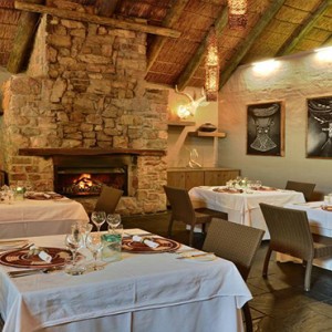 Shamwari Game Reserve - Luxury South Africa Honeymoon Packages - Dining