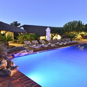 Shamwari Game Reserve - Luxury South Africa Honeymoon Packages - Lodge pool