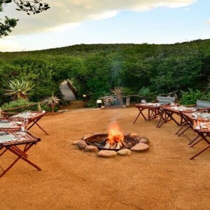 Shamwari Game Reserve - Luxury South Africa Honeymoon Packages - Logengula lodge outdoor area