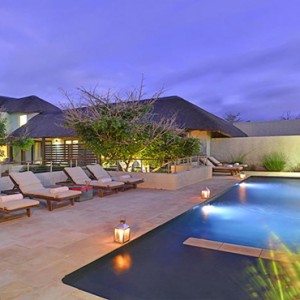 Shamwari Game Reserve - Luxury South Africa Honeymoon Packages - lodge pool1