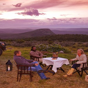 Shamwari Game Reserve - Luxury South Africa Honeymoon Packages - safari dining