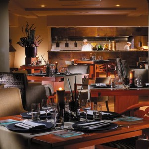 Singapore Honeymoon Packages Four Seasons Singapore One Ninety Restaurant