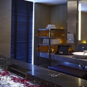 Singapore Honeymoon Packages Mandarin Oriental Couple Spa Suite Vitality Pool