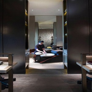 Singapore Honeymoon Packages Mandarin Oriental Spa Manicure Room