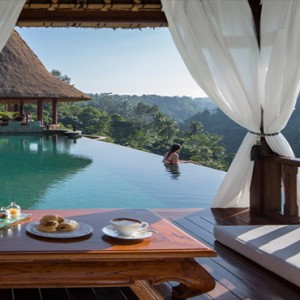 Bali Honeymoon Packages Viceroy Bali Breakfast At The Pool