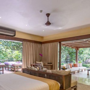 Bali Honeymoon Packages Hanging Gardens Of Bali Majestic Suite Bedroom1