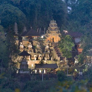 Bali Honeymoon Packages Hanging Gardens Of Bali Temple View