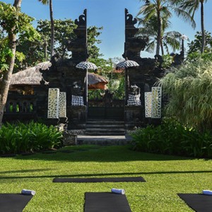 Bali Honeymoon Packages The Laguna Bali Yoga At Garden Temple