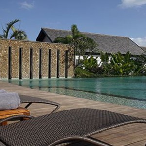 Bali Honeymoon Packages The Samaya Seminyak Deck At Main Pool