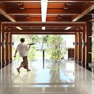 Bali Honeymoon Packages The Samaya Seminyak Hotel Entrance