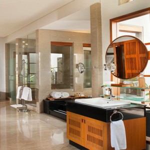 Bali Honeymoon Packages The Samaya Seminyak One Bedroom Pool Villa Bathroom