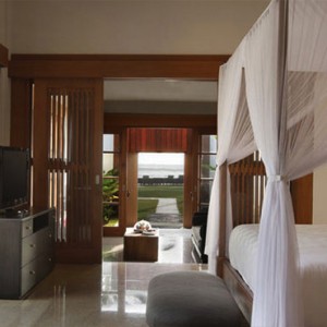 Bali Honeymoon Packages The Samaya Seminyak One Bedroom Royal Pavillion Bedroom1