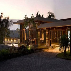 Bali Honeymoon Packages The Samaya Ubud Hotel Entrance