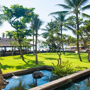 Legian Bali Seminyak - Luxury Bali Honeymoon Packages - Pool and Garden