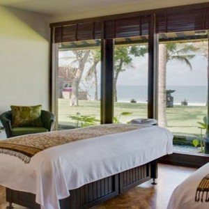 Legian Bali Seminyak - Luxury Bali Honeymoon Packages - Spa treatment room