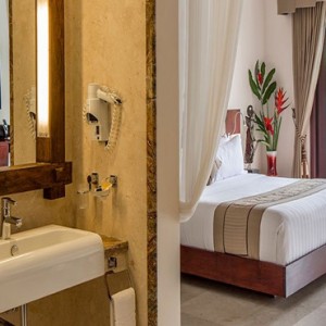 Luxury Bali Honeymoon Packages Viceroy Bali Deluxe Terrace Pool Villa Bedroom2