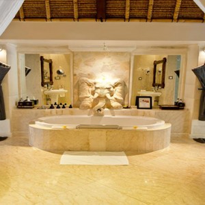 Luxury Bali Honeymoon Packages Viceroy Bali Vice Regal Pool Villa 1 Bathroom