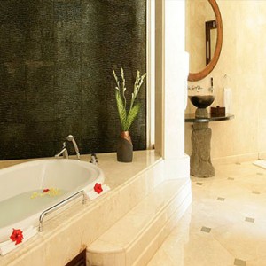 Luxury Bali Honeymoon Packages Viceroy Bali Viceroy Villa Bathroom