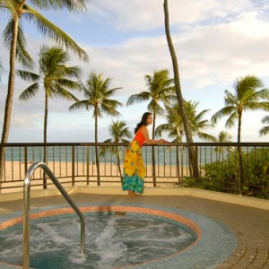 Pool 5 - Hilton Hawaiian Waikiki Beach - Luxury Hawaii Honeymoon Packages