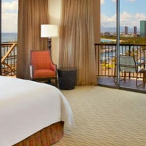 Rainbow Tower Corner Harbour View - Hilton Hawaiian Waikiki Beach - Luxury Hawaii Honeymoon Packages