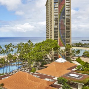 Tapa Tower Suite - Hilton Hawaiian Waikiki Beach - Luxury Hawaii Honeymoon Packages