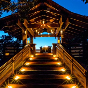 Treehouse - hotel wailea maui - luxury hawaii honeymoon packages