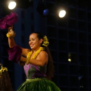 Waikiki Starlight Luau - Hilton Hawaiian Waikiki Beach - Luxury Hawaii Honeymoon Packages